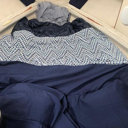 Superbe Bateau « Le Nanylia » Hotel Boulogne-sur-Mer Eksteriør billede